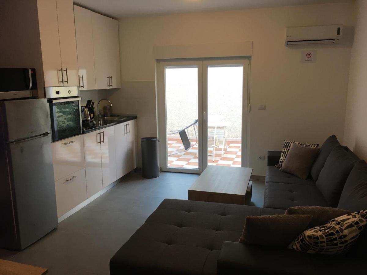 Apartment To Rent Пула Экстерьер фото